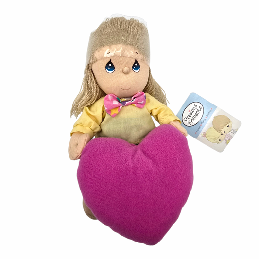 Muñeco de tela vintage Precious Moments 8" 19 cms aprox Valentine corazón moño
