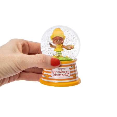 Naranjita Rosita Fresita Snow globe Strawberry shortcake