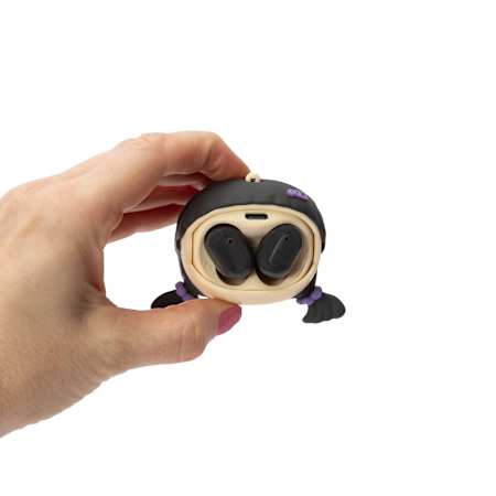 Audífonos inalámbricos Muñeca Young-Hee de Squid Game