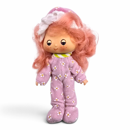 Muñeca Vintage Reacondicionada 💕 Pre-Loved Segunda Mano Rosita Fresita / Strawberry Shortcake #22 se traba ligeramente su ojito (Podría tener accesorios genéricos)